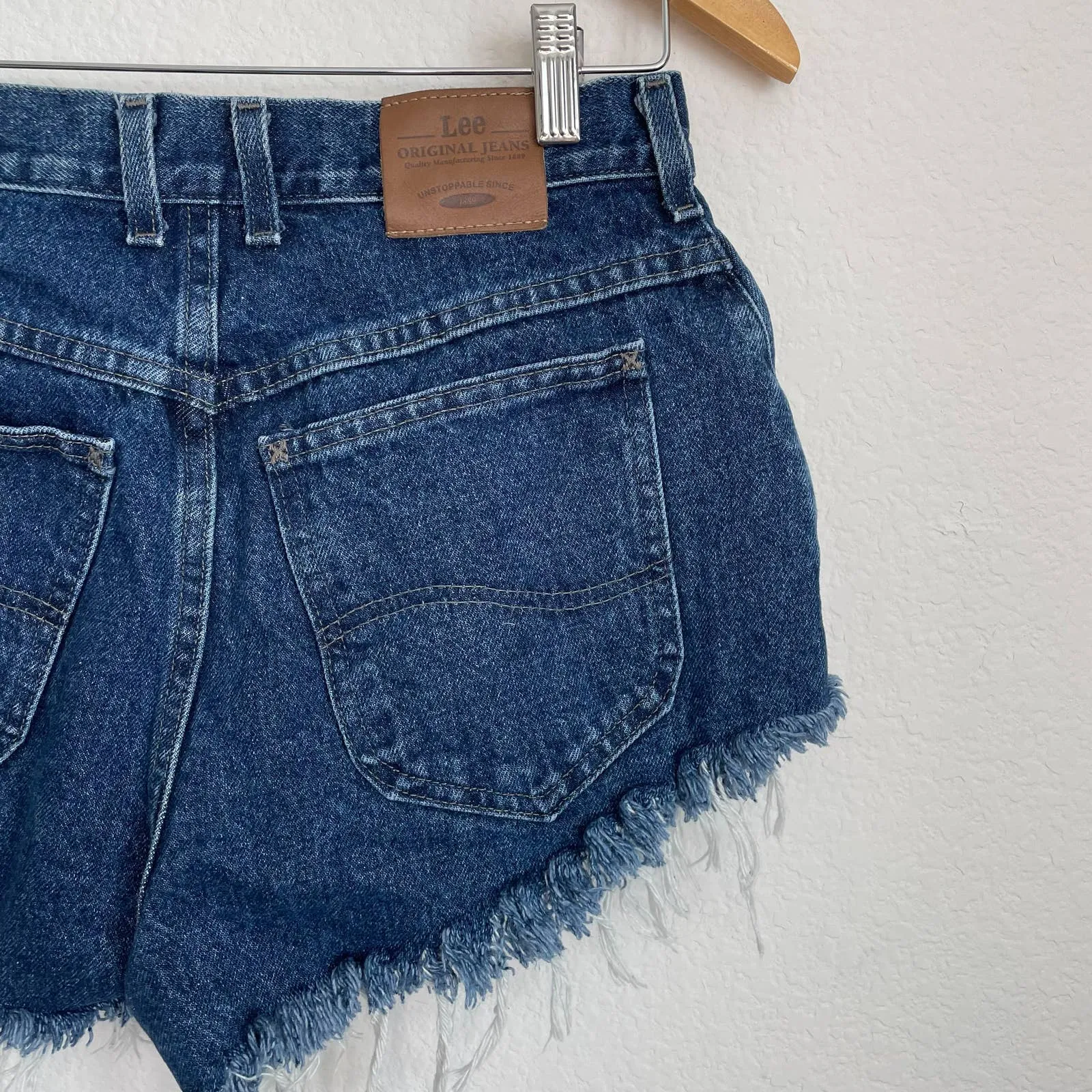 Lee VINTAGE  High Waisted Denim Shorts - Image 5