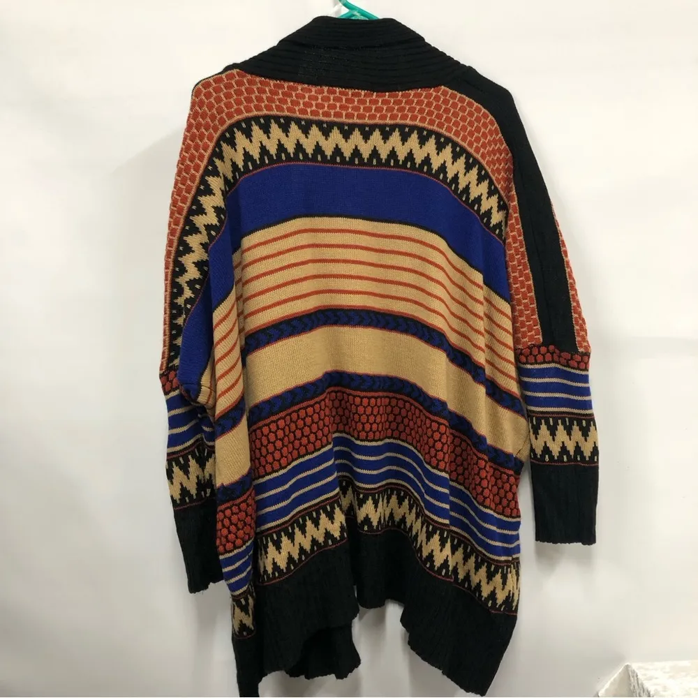 Selfie Couture Open Sweater Cardigan S/M Aztec style knitted southwest print Size undefined - Image 2