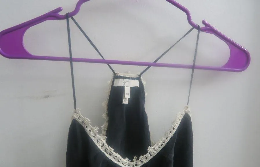 Joie silk lace tank top light weight blouse shirt spaghetti strap in black and cream size XXS.   - Image 2