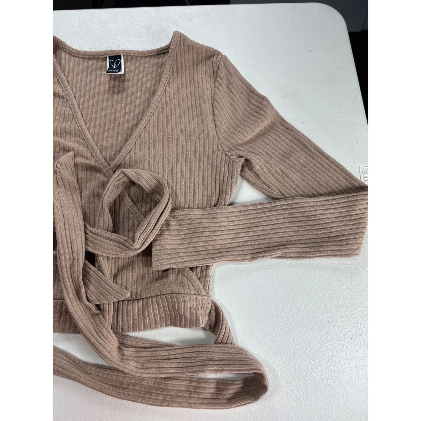 Windsor Wrap Top Ribbed Long Sleeve Tie Front Crop Top Beige Size M‎ - Image 3