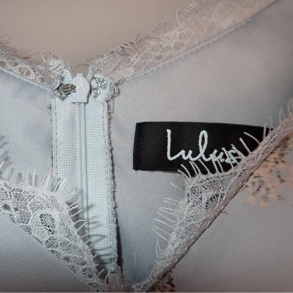 Lulu’s Verona Light Blue Floral Print Off-the-Shoulder Lace Dress Size XS - Image 3