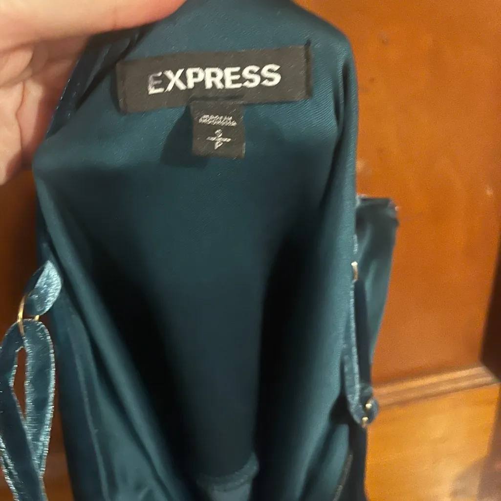 Express Velvet Midi Dress in Deep emerald forest Green - Image 3