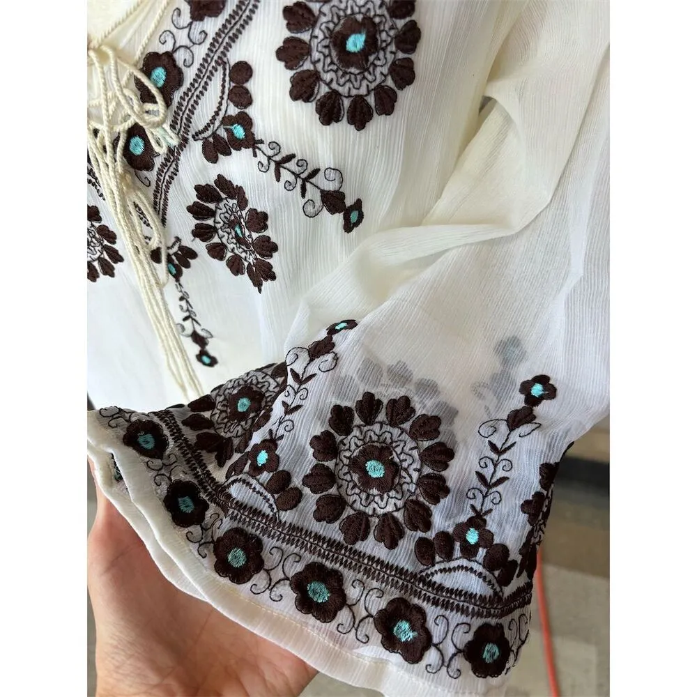 Rancho Estancia Boho Sheer Blouse‎ White Floral Blue Brown Embroidered V - Image 5