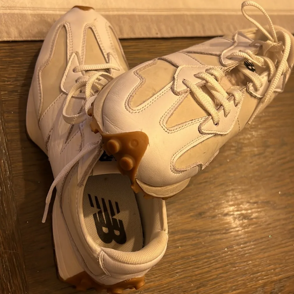 New Balance 327 - Image 7