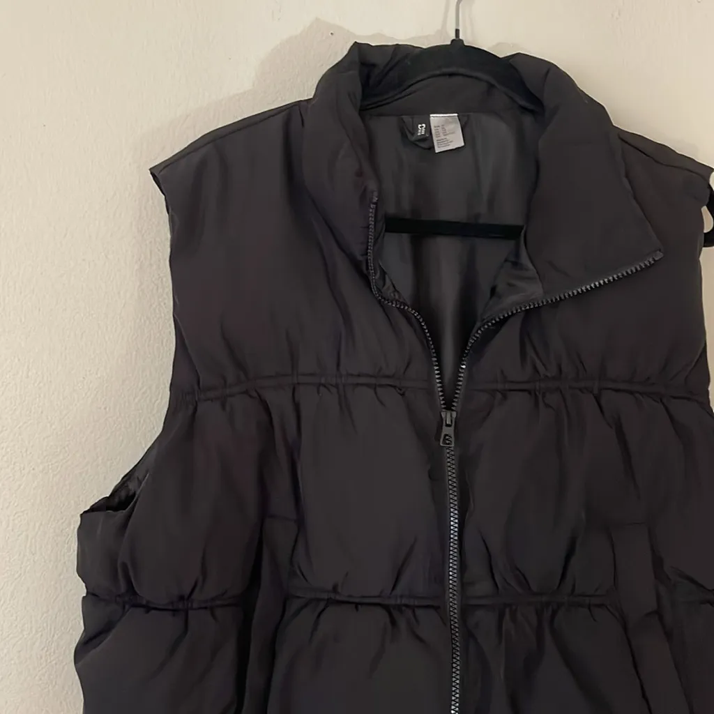 Divided Black Quilted Puffer Vest Size XL - Image 7