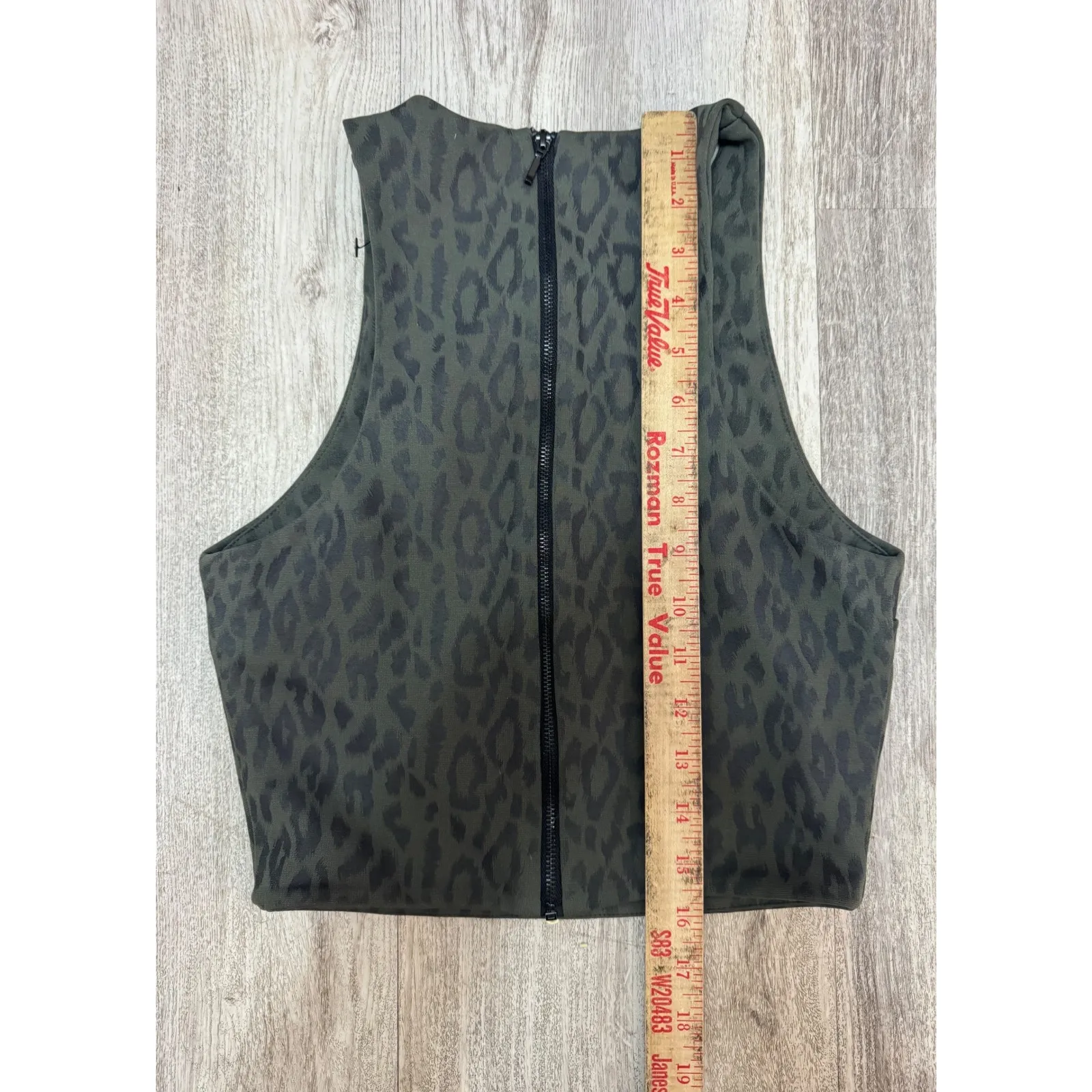 Bec‎ & Bridge Sleeveless Top Leopard Print Green Crop Tank Size 4 - Image 5