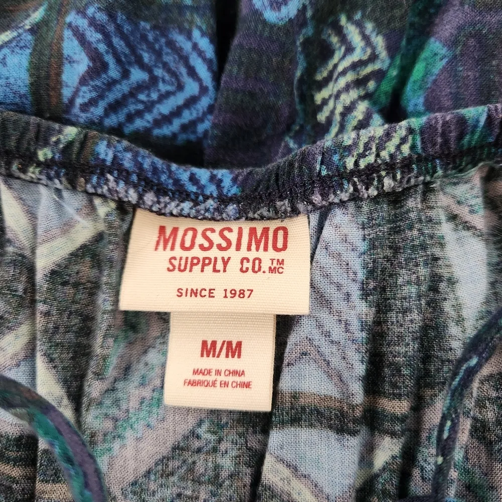 Mossimo Supply Co Geometric Spaghetti Strap Tank Top Crochet Trim Size Medium - Image 4