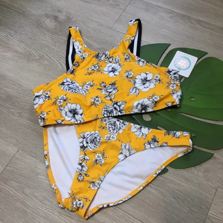 NWT MSRP $80 Yellow Black Bikini Set New Swim New With Tags - Image 3