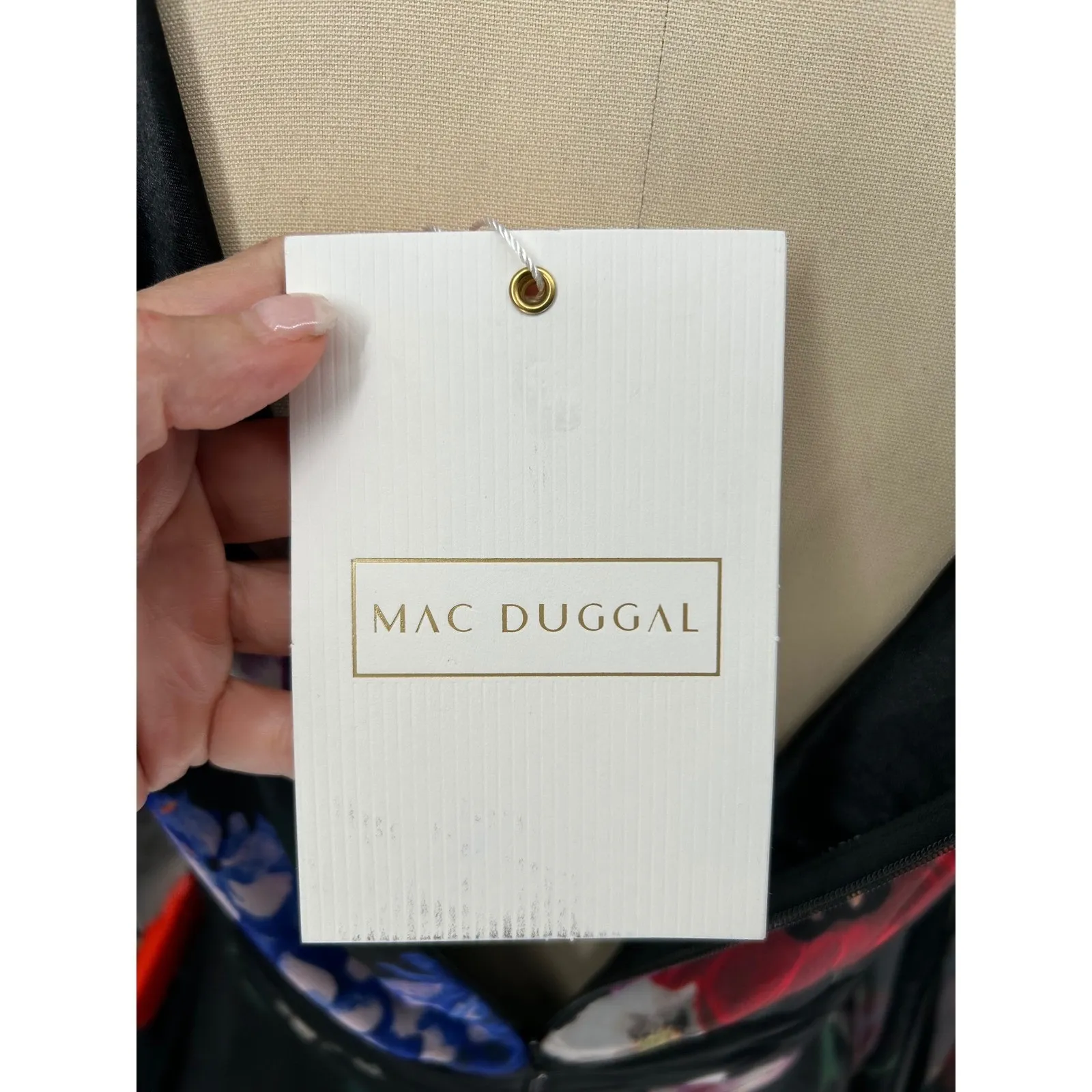 NWT  Mac Duggal 67872 Black‎ Chiffon BishopSleeve Floral Print Gown Sz 6 $598 - Image 9