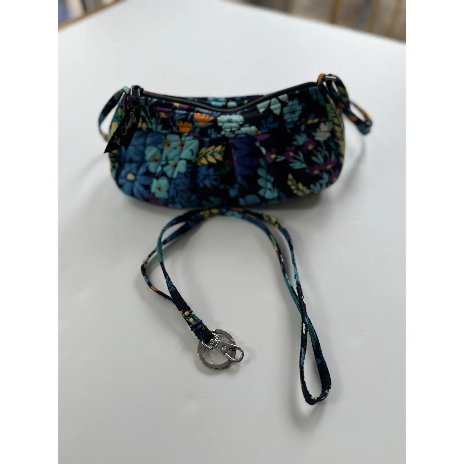 Vera Bradley crossbody bag & Matching Lanyard midnight blues zip top adjustable - Image 2