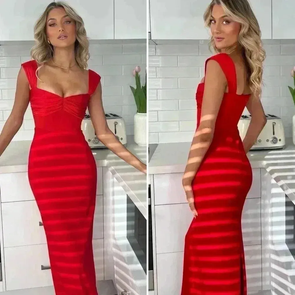 Solace London The Calluna Maxi Dress in Red Size 12 US Red - Image 4