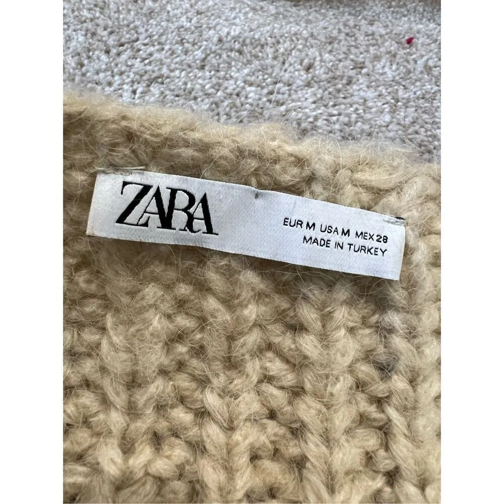 Zara sweater v-neck oversized size M - Image 4