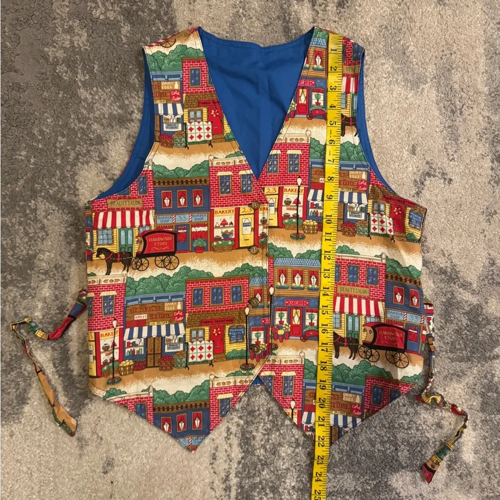 Colorful Graphic Vest Red Size undefined - Image 4