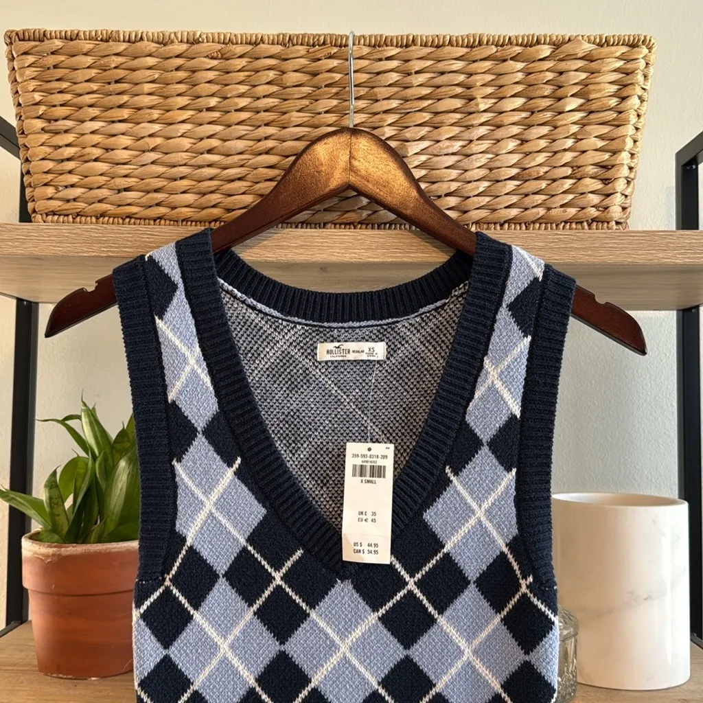NWT Hollister Argyle Sweater Knit V-neck Dress, XS - Image 2
