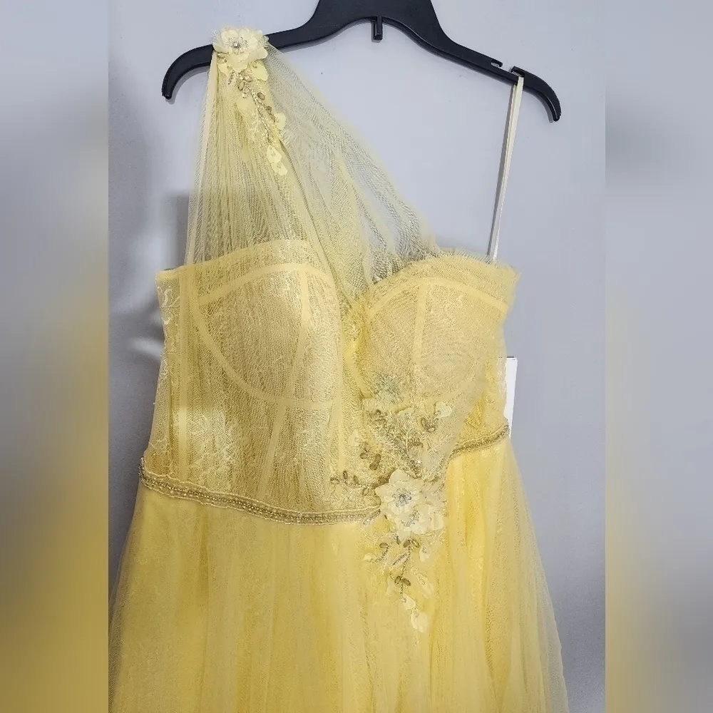 Mac Duggal NWT Lemon EMBELLISHED TULLE ONE SHOULDER HIGH LOW GOWN size 18 - Image 7