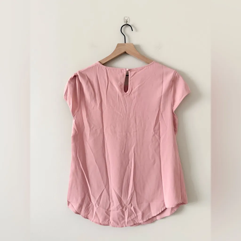 Amazon Petal Sleeve Blouse in Pink Size M - Image 3
