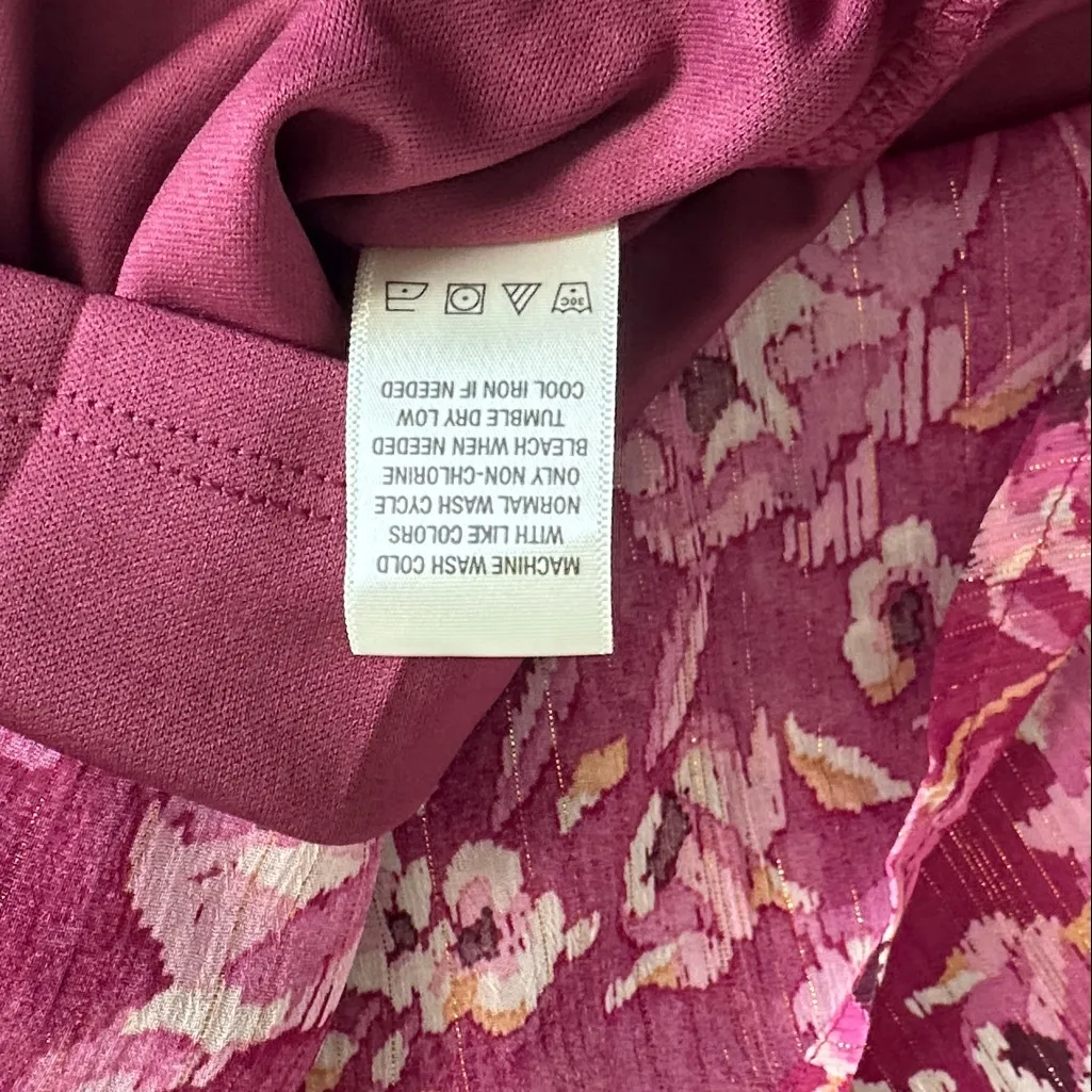 Beacon Apparel Floral Patterned Top in Pinks Size Medium Pink - Image 9