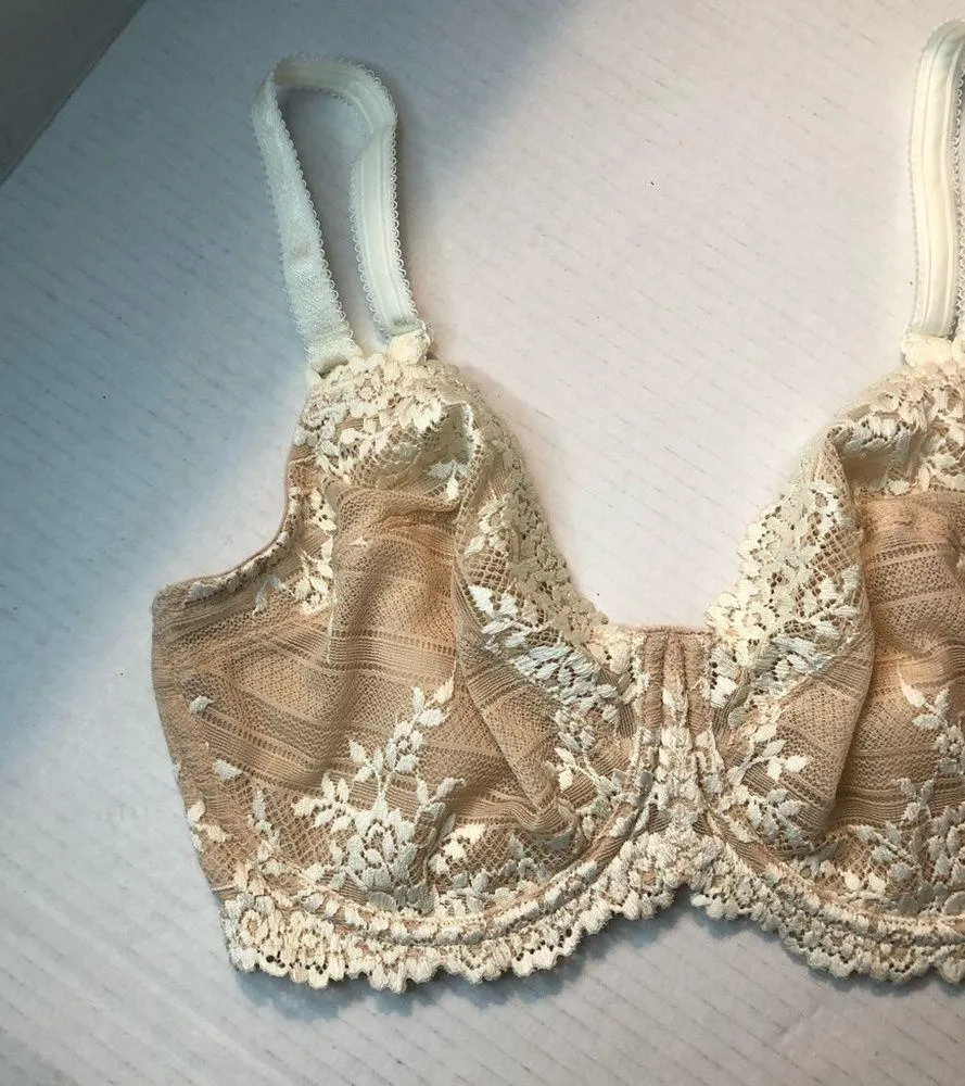Wacoal Bra Embrace Lace Underwire Bra in Sand/Ivory Sz 32DDD/F EUC Style #65191 - Image 4
