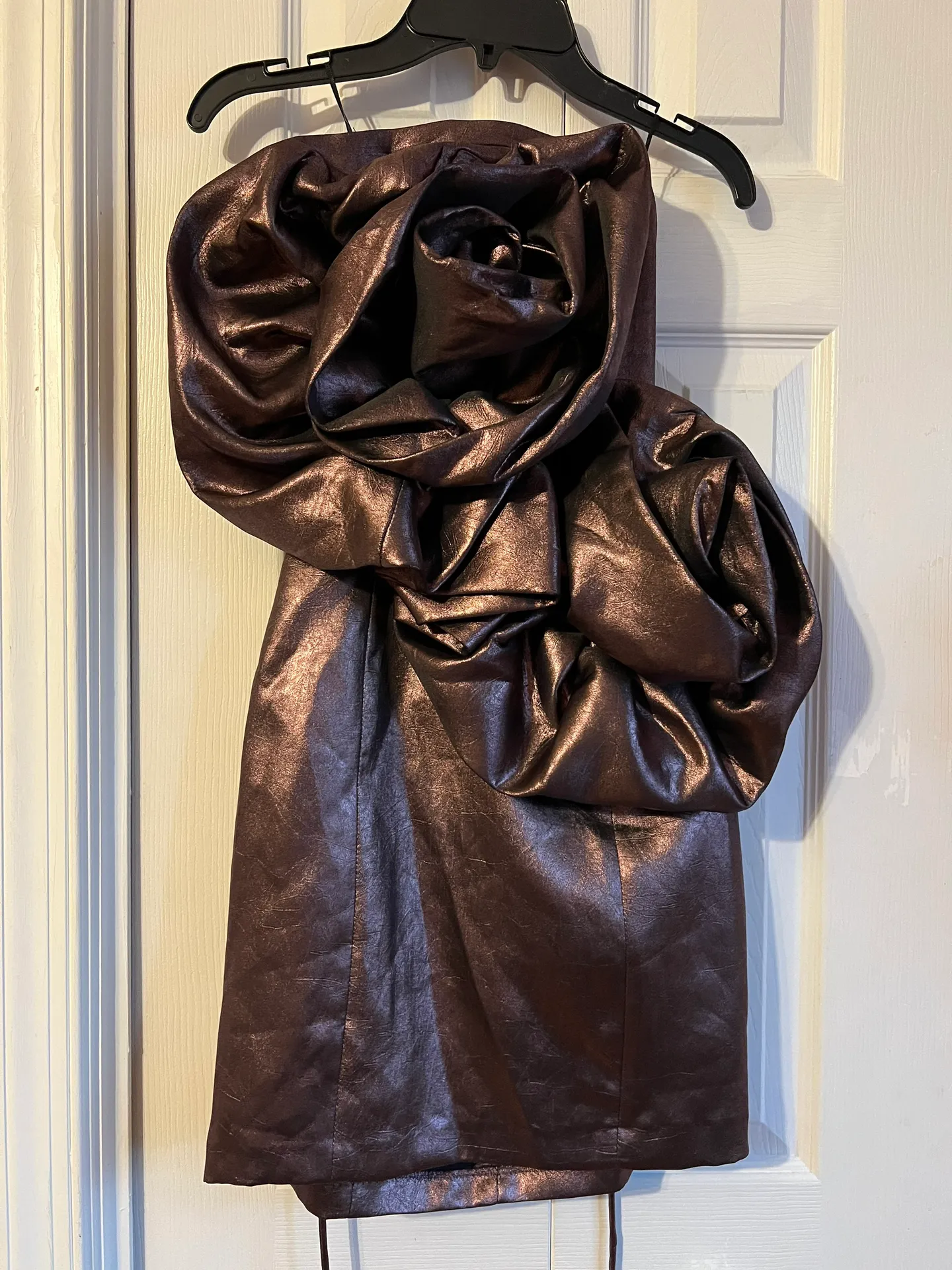 Metallic Voluminous Formal Flower Strapless Mini Dress - Image 4