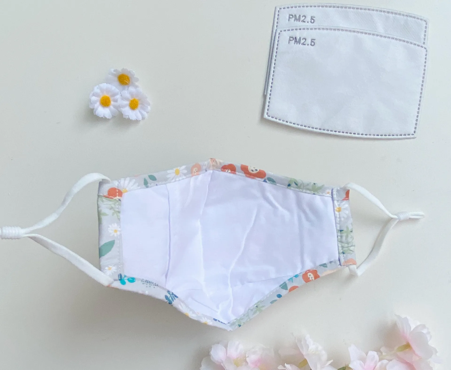 Handmade silver floral face mask + 2 filters - Image 2