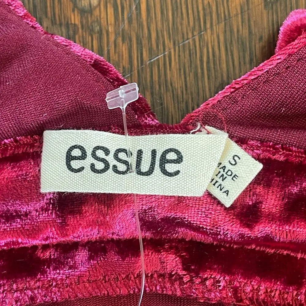 Essue Red Velvet Chemise Plunging Neckline - Image 5