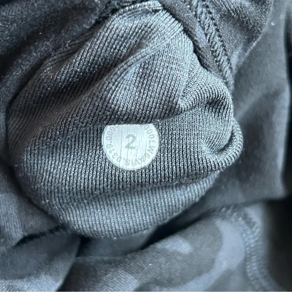 Lululemon Align Incognito Camo Crop 21in Leggings 2 - Image 3