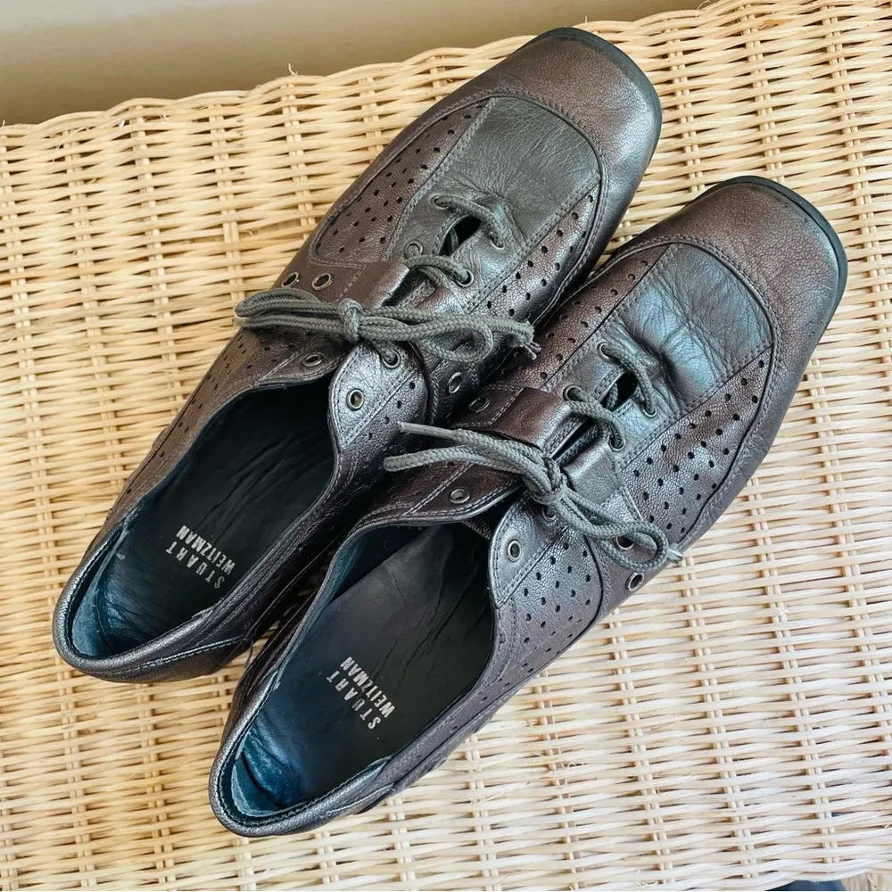 Stuart Weitzman Silver Tone Oxford Sneakers Comfort size 11 women’s - Image 5