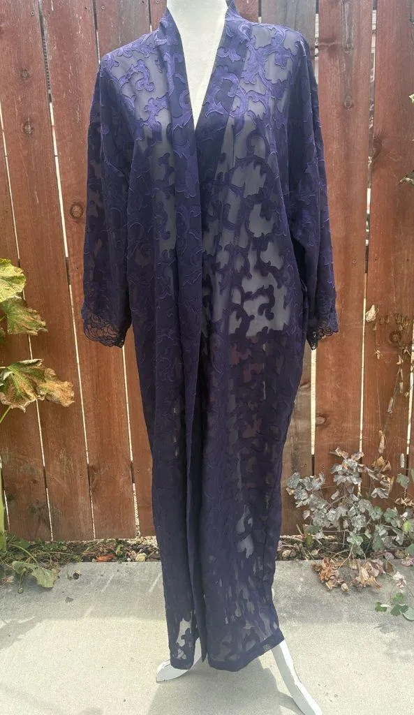 Victoria’s Secret Gold Crown Label Purple Lace Devore Duster Robe Size Medium - Image 11