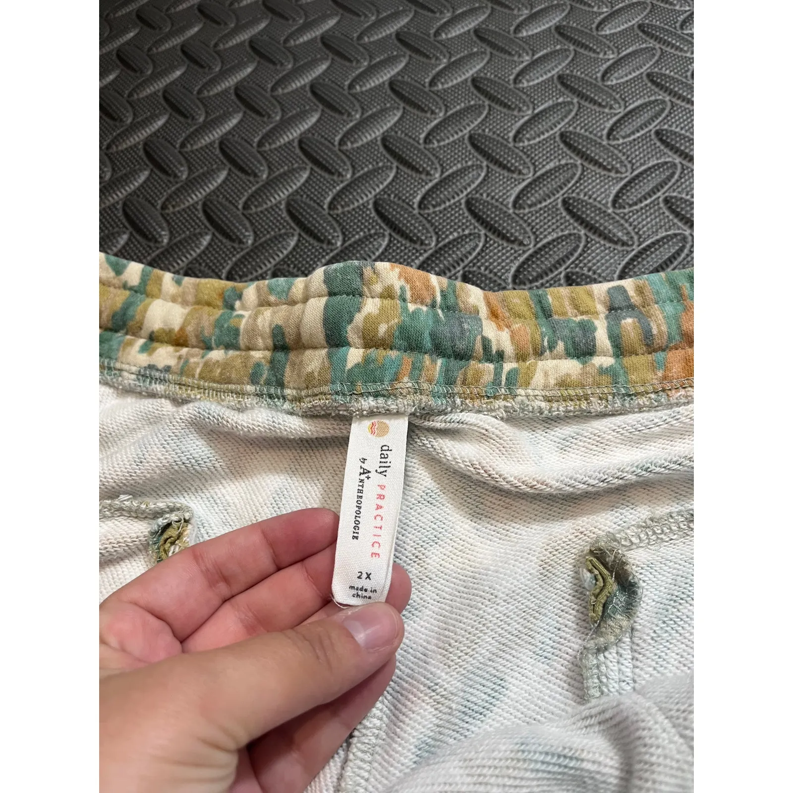 Daily Practice by Anthropologie Retro Joggers Green Print Sweatpants Womens 2X Size XXL - Image 4