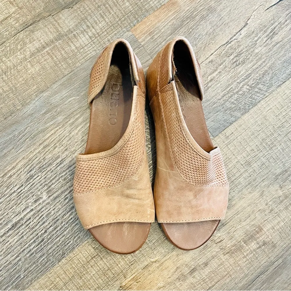 Bueno Tahiti Half d’Orsay Leather Sandals - Image 5