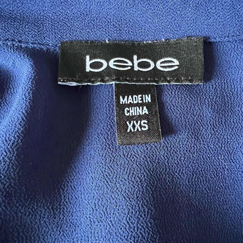 BEBE Sequin Royal Blue Blouse🦎🌵 - Image 3