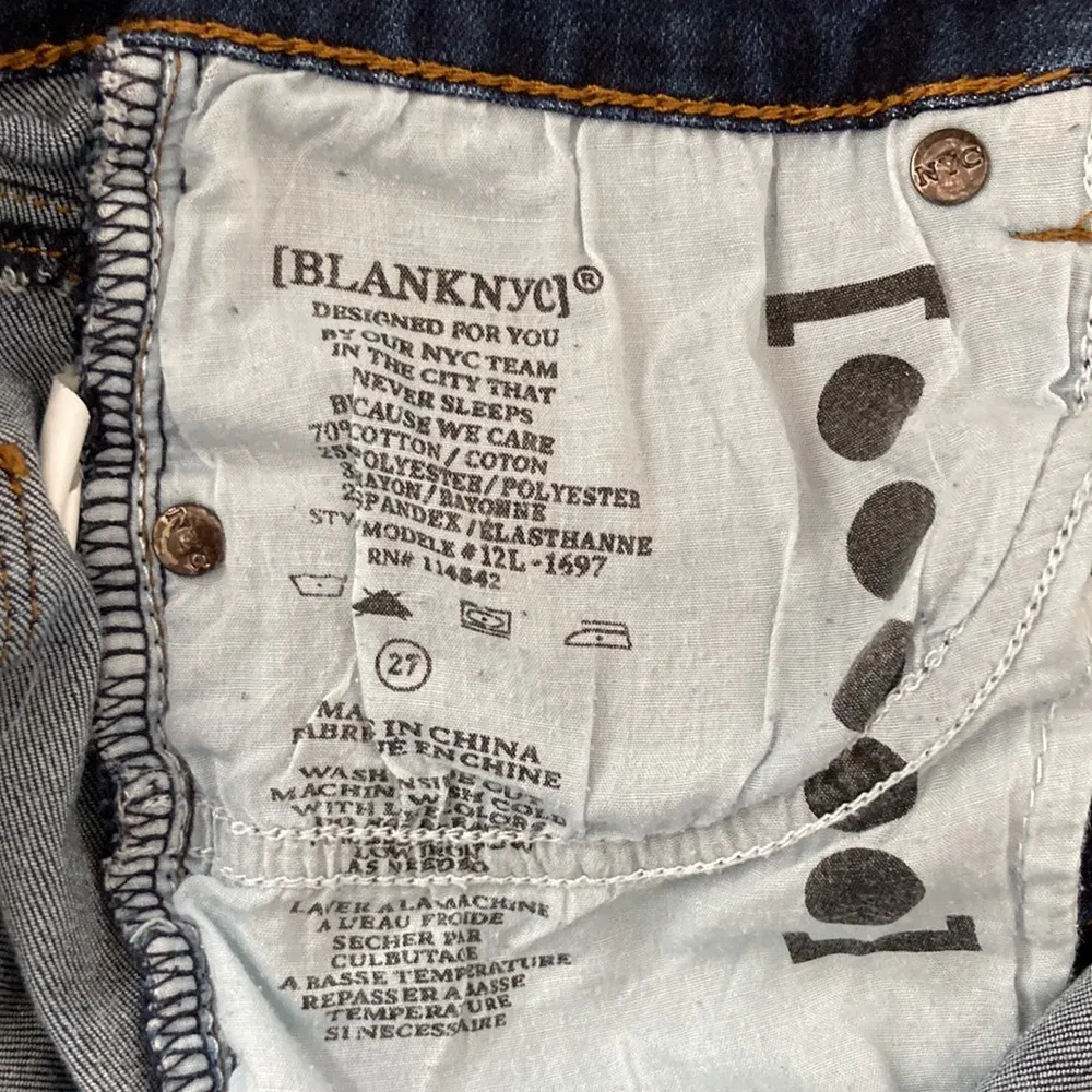 Blank NYC| Flared Bottom Cropped Jeans - Image 7
