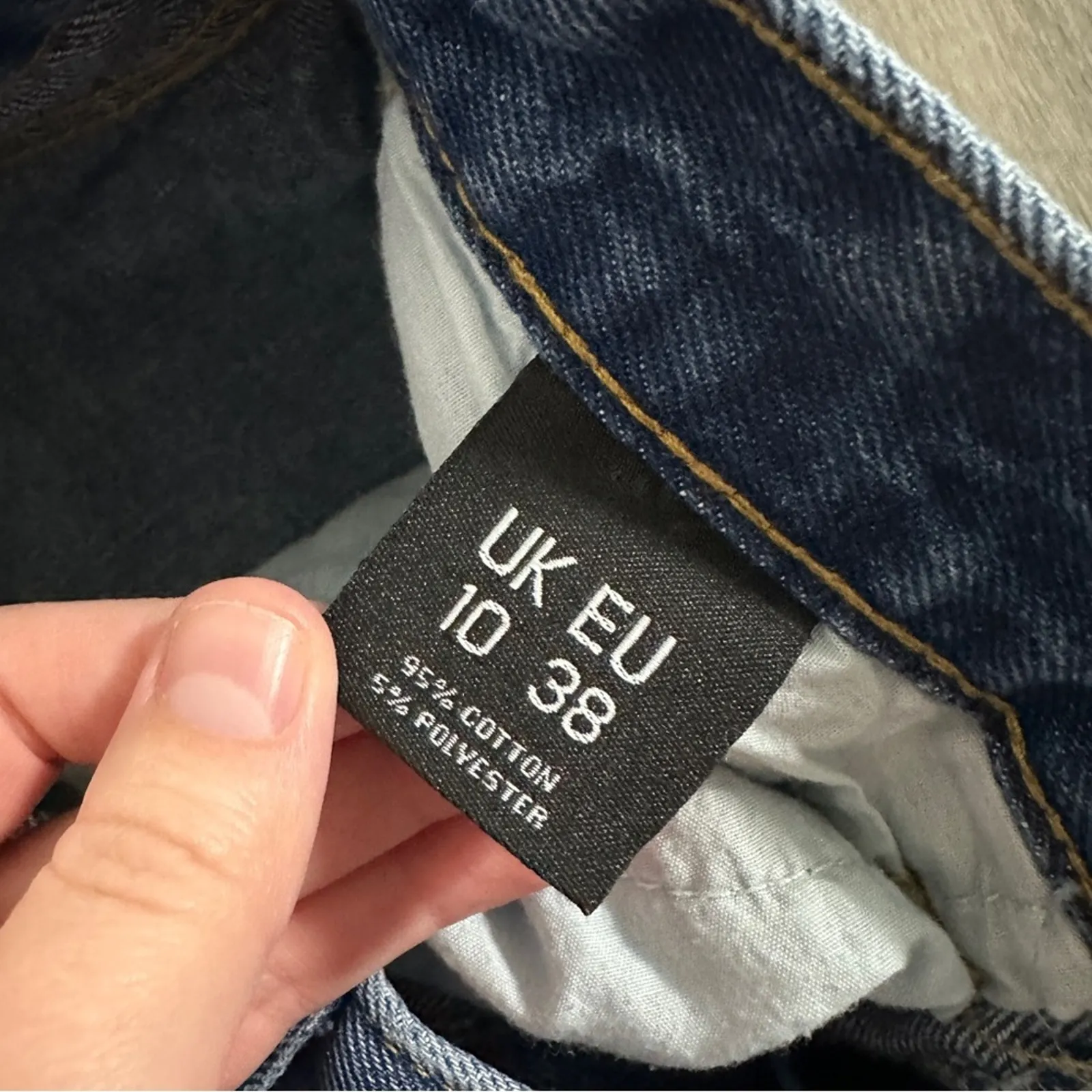 Nasty‎ Gal High Rise Medium Wash Straight Leg Mom Jeans Size 6 - Image 7