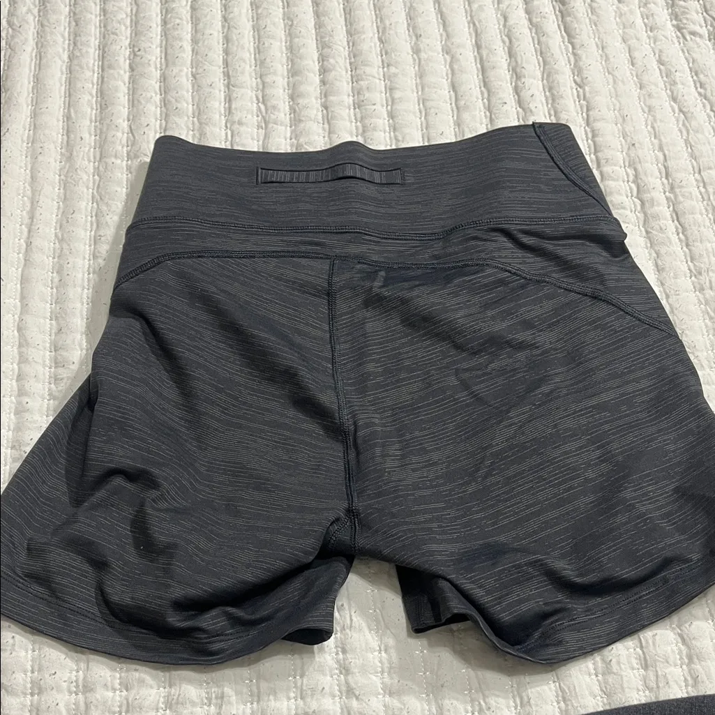 Outdoor Voices Women's Charcoal Athletic Shorts - Image 3