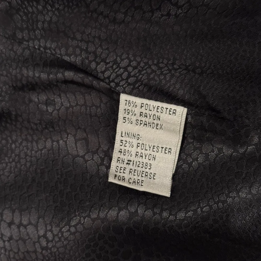 Reba Black Blazer Gold Turn-Lock Peplum Hem Quiet Luxury Money Classic Workwear - Image 12