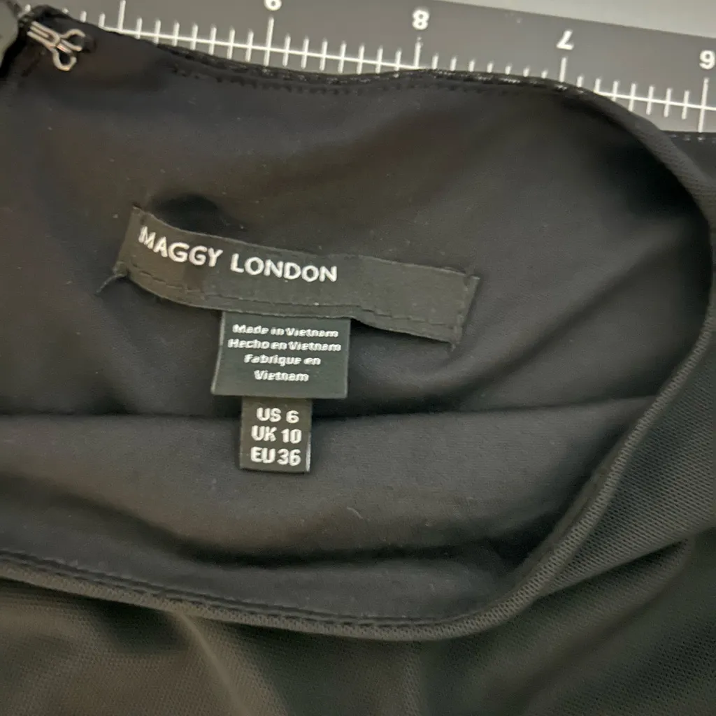 Maggy London Elegant Black Long Sleeve Dress - Image 5