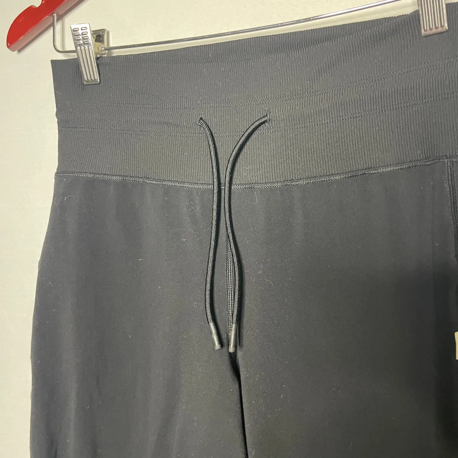 Vuori Daily Joggers in black Sz S - Image 4