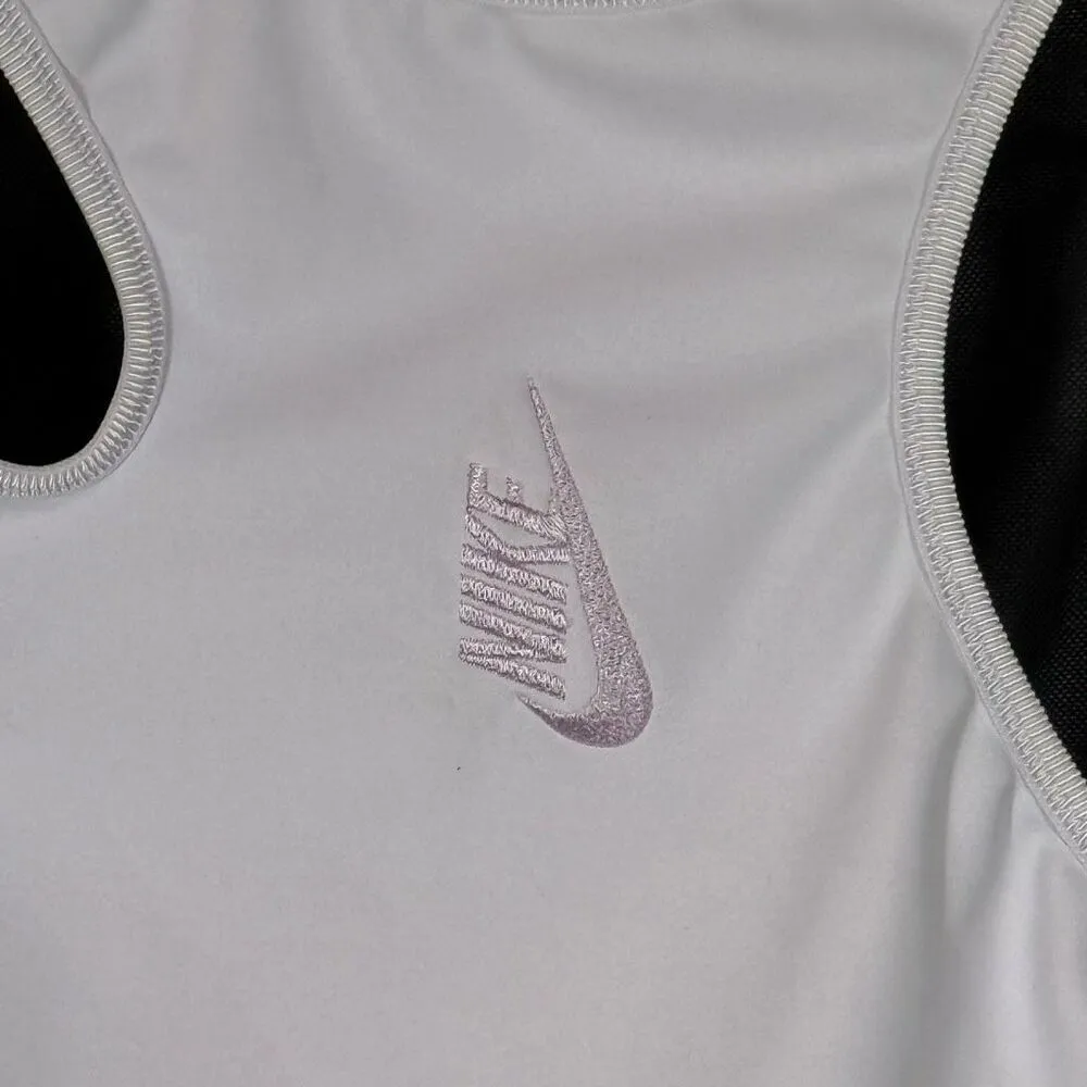 Nike Compression Crop Top Sport Bra Size Large - Image 6
