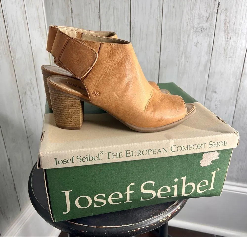 Josef Seibel Bonnie Booties Size 10 - Image 4