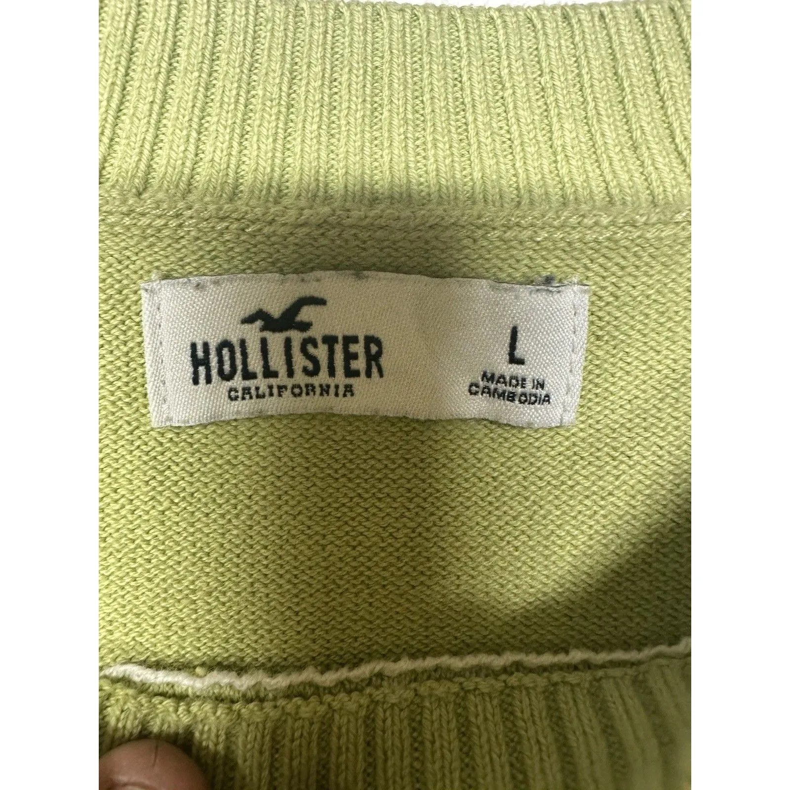 Hollister Women’s Green White Patterned Knit Sweater Size L Cropped Pullover - Image 4