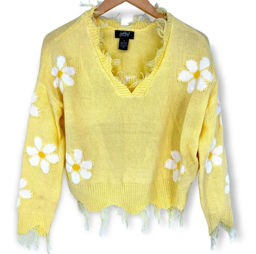 Princess Polly | Small | Just Polly Daisy-Print Destructed Yellow V-Neck Sweater - Image 2
