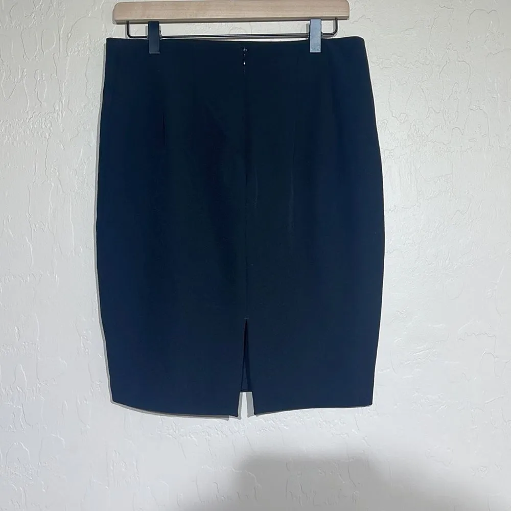 NWT Express Super Soft Twill Black Skirt - Image 2