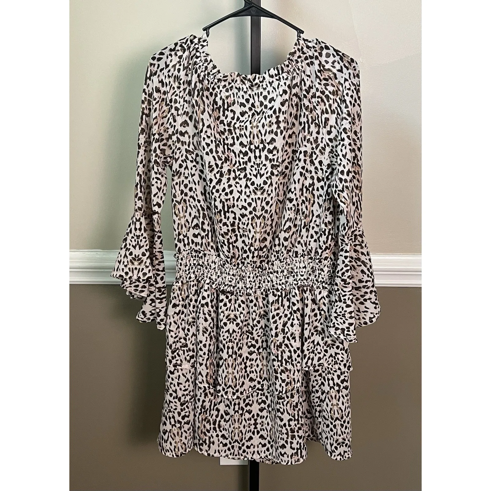 Express Women's Medium Ruffled Dress Cheetah Print Tassled Neck Bell Sleeves NWT - Image 2