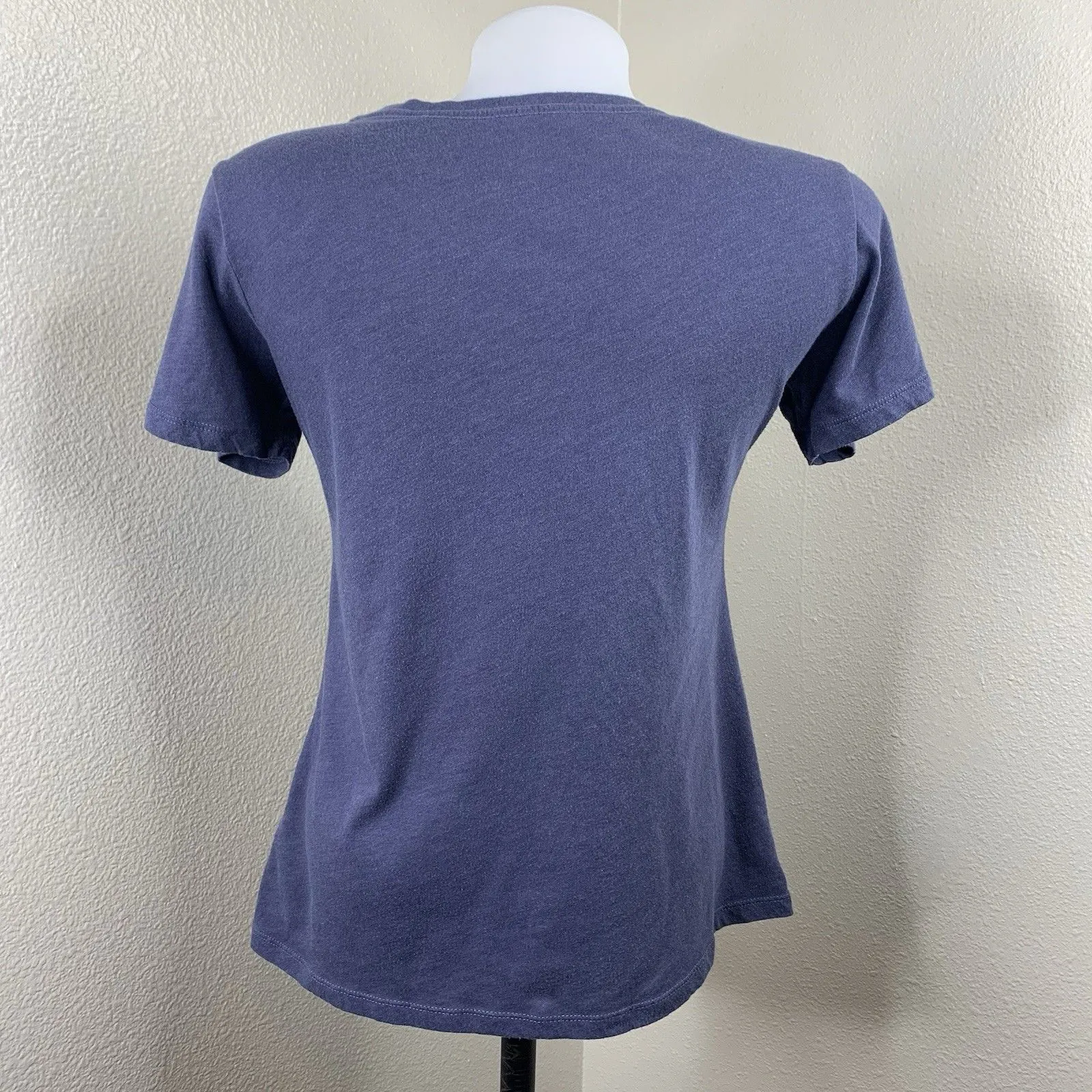 Columbia Diamond Graphic Top Women‘s Sz S Shirt Blue Tree Tent Canoe Fish Paw - Image 5