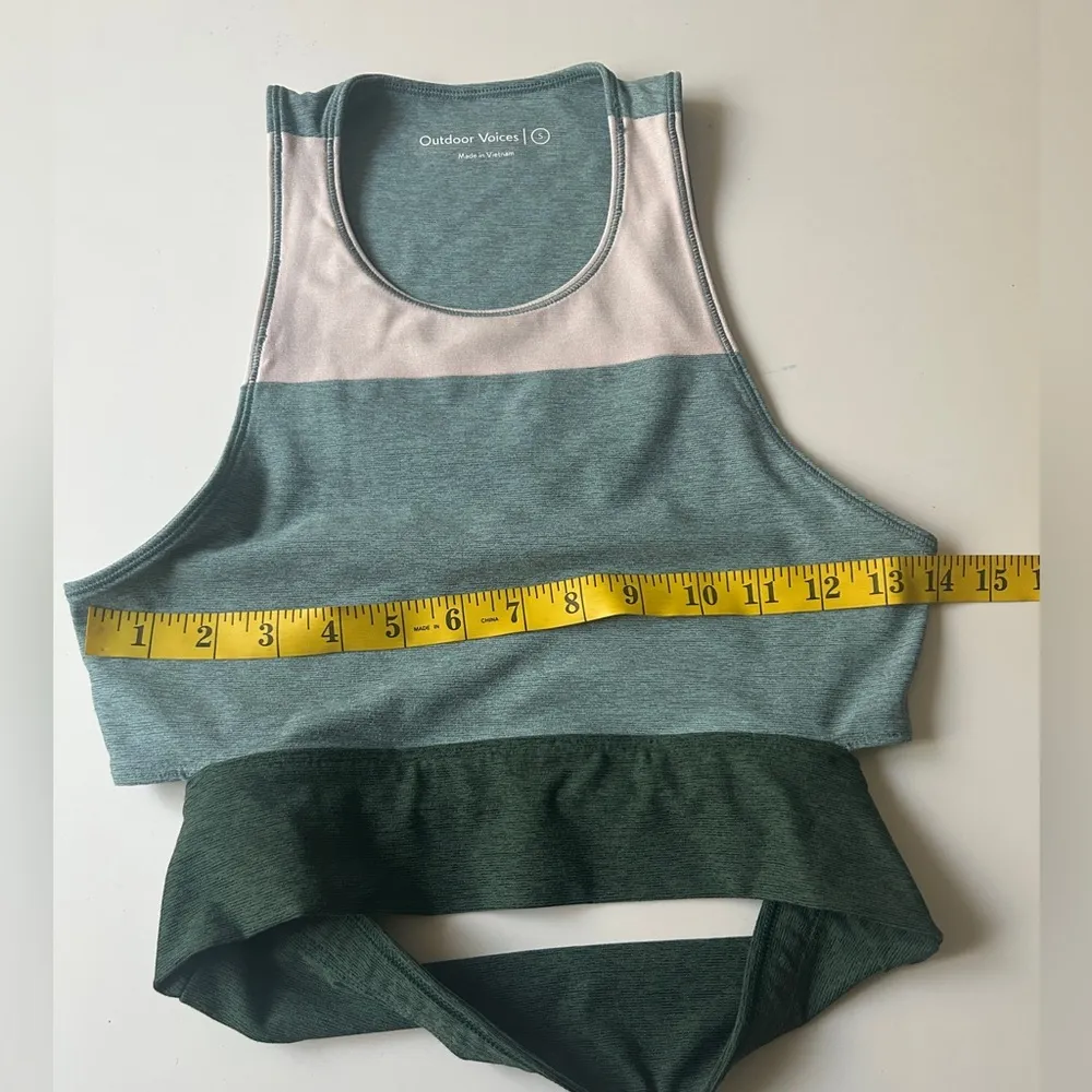 Outdoor Voices Tri-Tone Slashback Crop - Image 5