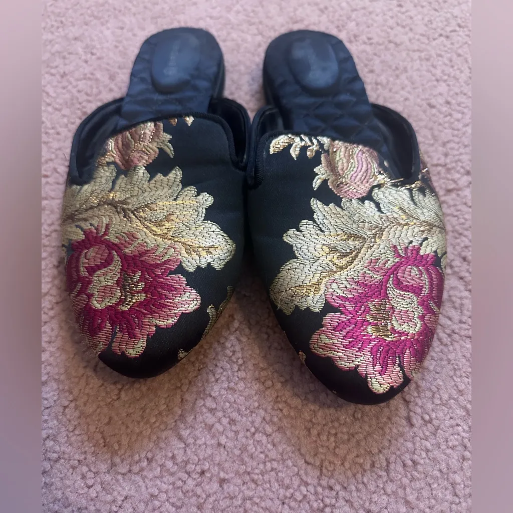 EUC BIRDIES Size 8 Phoebe Black Floral Jacquard Slides Slip On Mules - Image 3