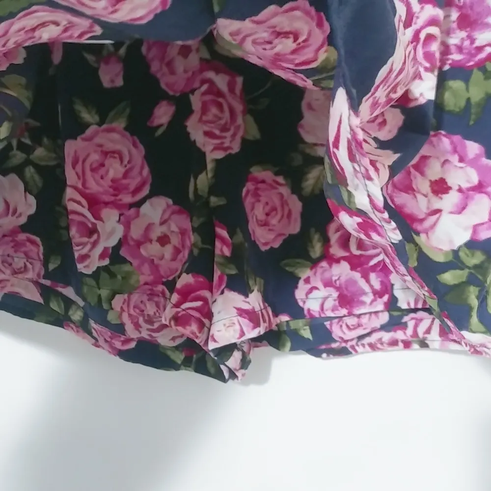 Forever 21 L Navy Pink Skort - Image 5