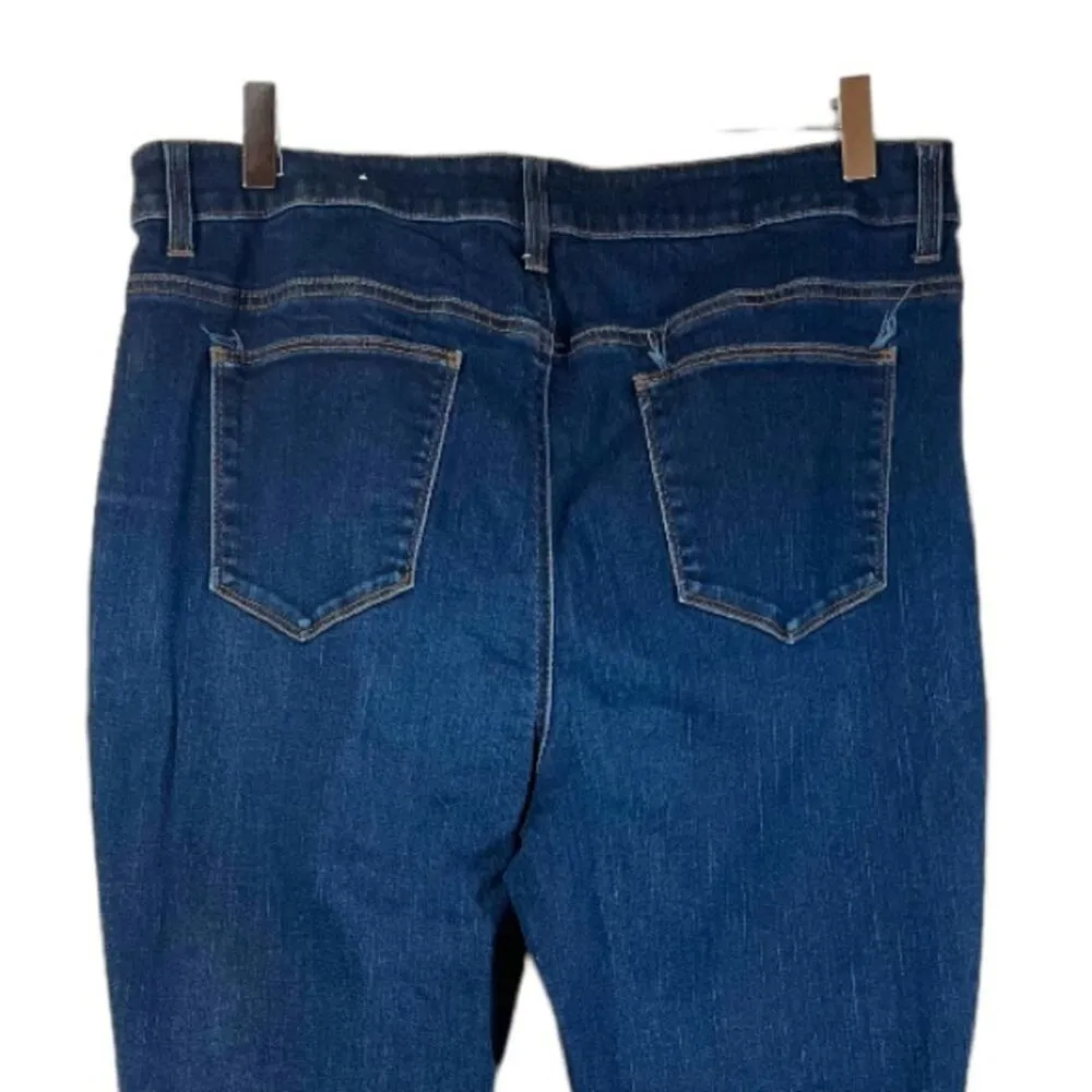 Chico’s Women’s Jeans Barely Boot Platinum High Rise Dark Wash Size 2 Short 12S - Image 4