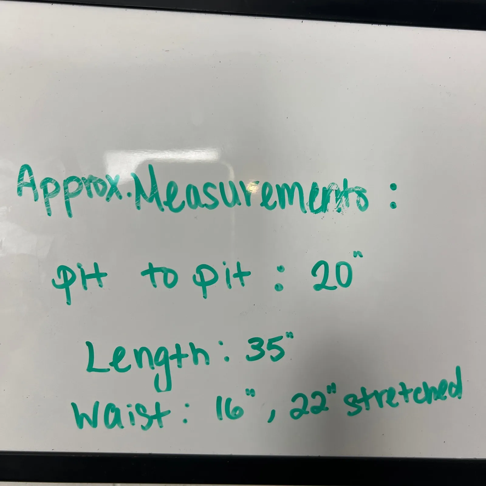 Hount Floral Sleeveless V - Image 9