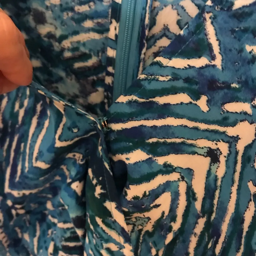 Blue and White Patterned long sleeve romper - Image 3